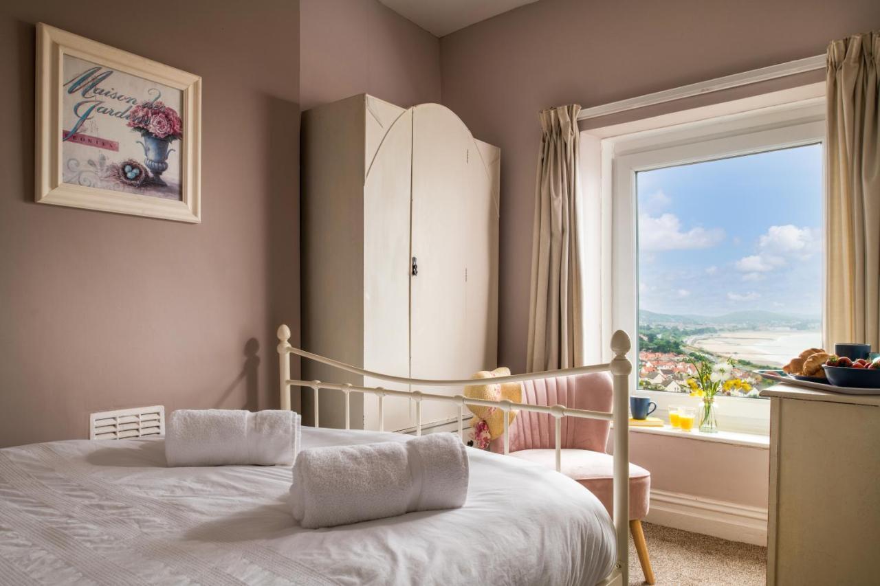 Windy Ridge Terrace With Beautiful Sea Views, North Wales Coast Villa Old Colwyn Екстериор снимка